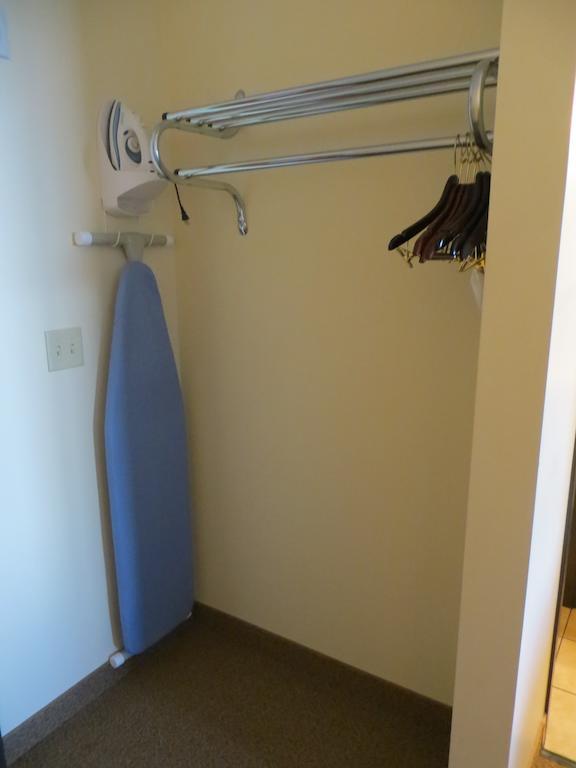 The Edgewood Hotel And Suites Fairbury Kamer foto