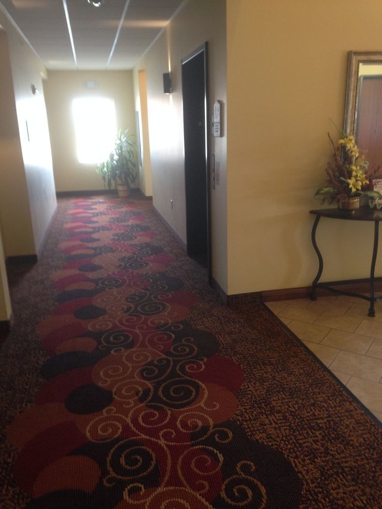 The Edgewood Hotel And Suites Fairbury Buitenkant foto